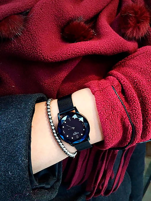 33 Element 33 Element 331515 кварцевые женские часы часы крупный план синий циферблата