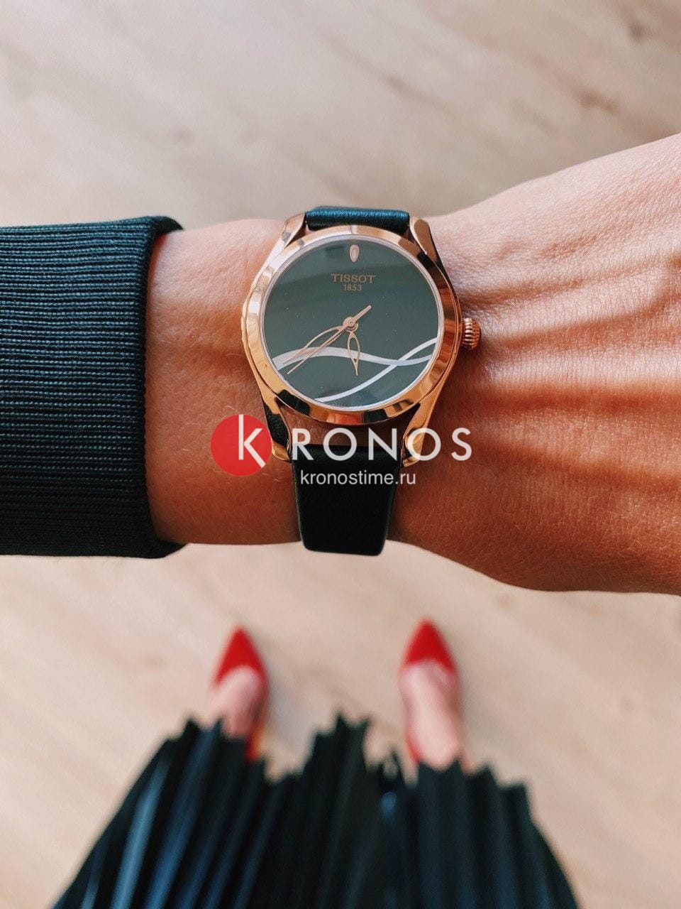 Tissot Tissot T-Wave T112.210.36.051.00 T Wave — детали корпуса и кожаный