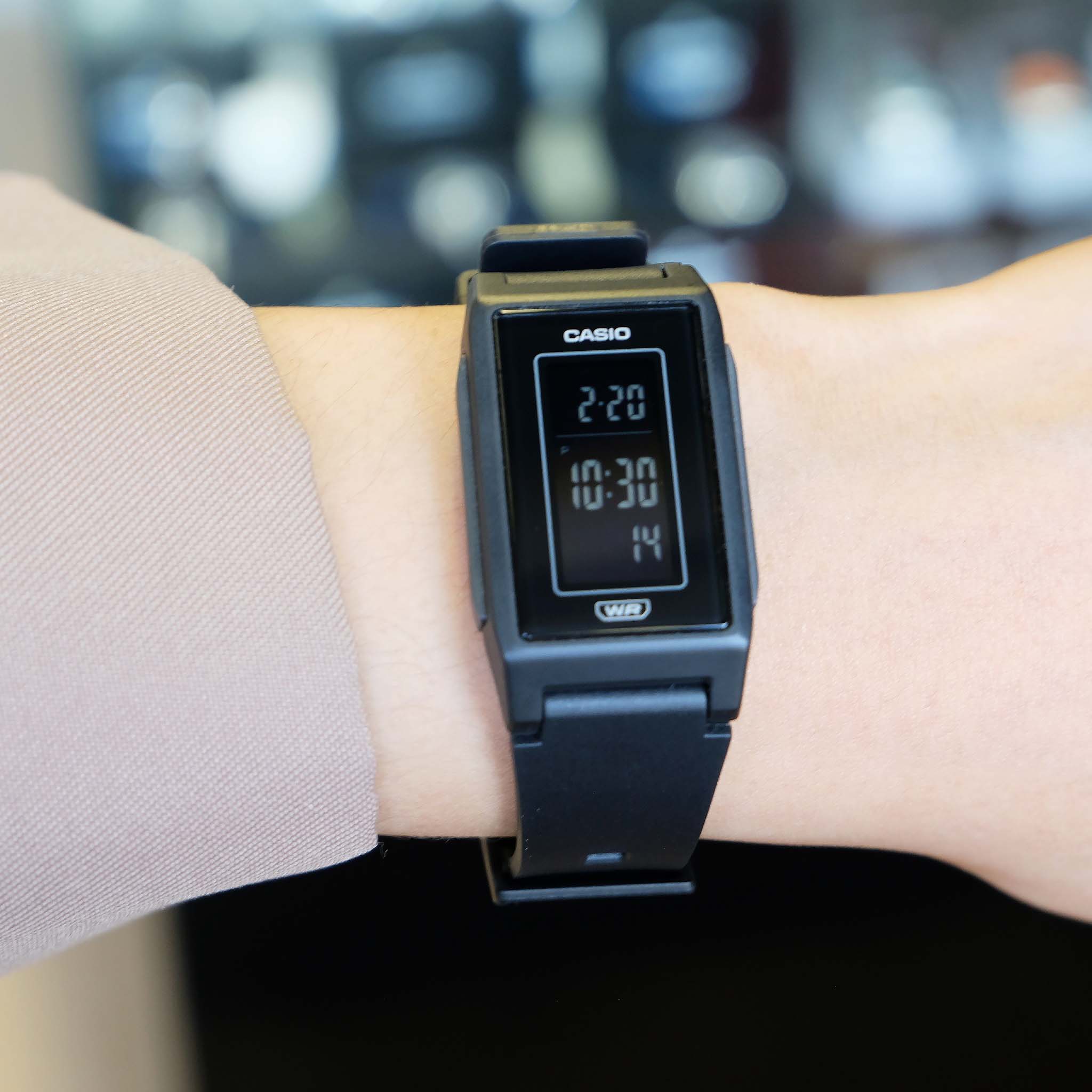 Casio Casio Collection LF-10WH-1DF (LF-10WH-1)  - задняя крышка пластик корпуса, япония часы