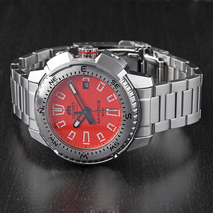 Orient Orient M-Force RA-AC0N02Y (RN-AC0N02Y) механические мужские часы часы крупный план красный циферблата