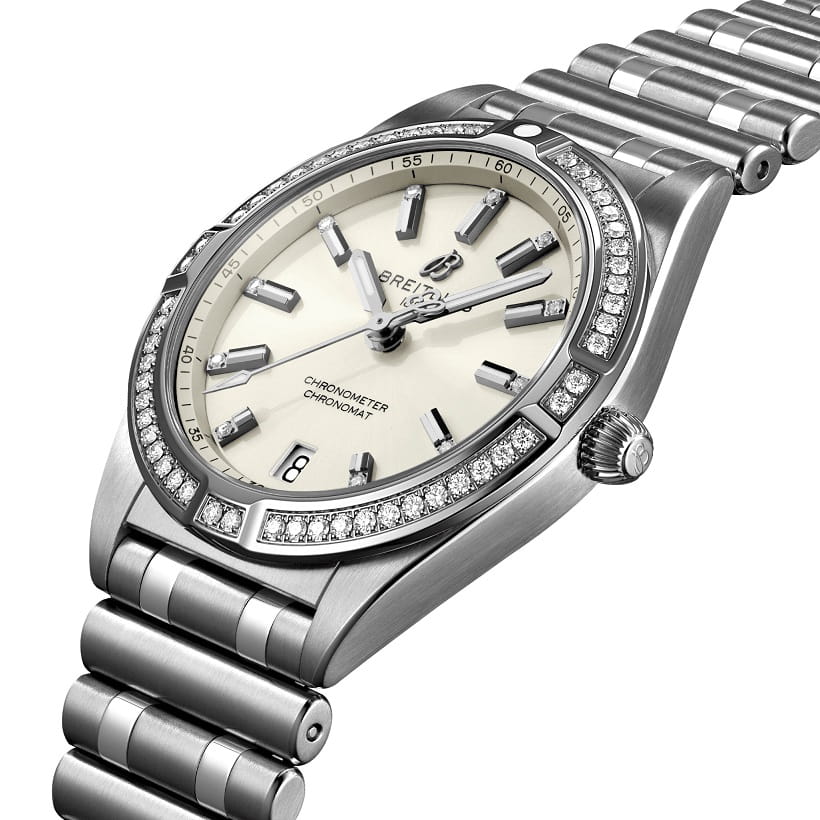 Breitling Breitling Chronomat 32 A77310591A1A1 , наручные женские часы фото под углом