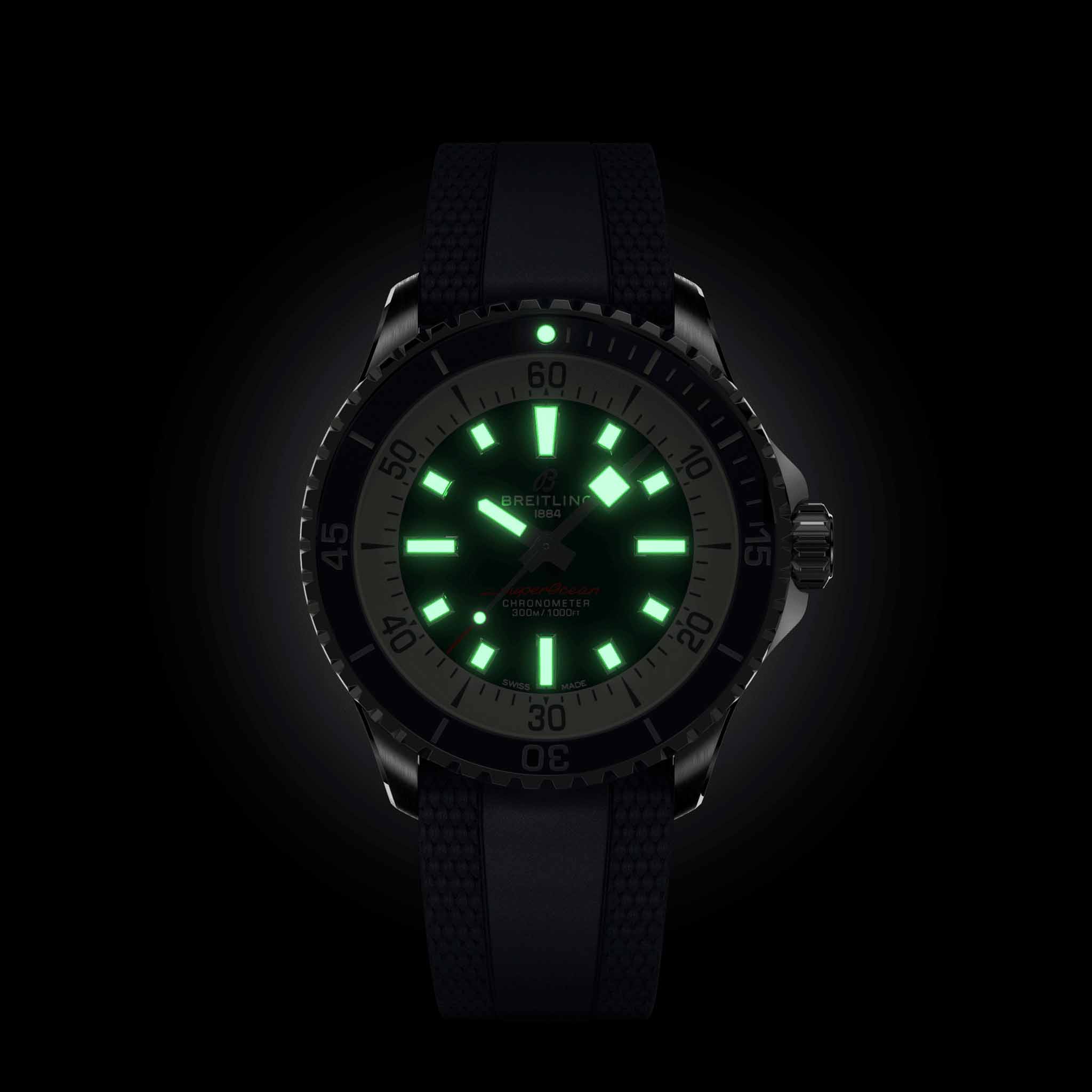 Breitling Breitling Superocean Automatic 42 A17375E71C1S1, superocean швейцария мужские часы на браслете каучук боковой вид
