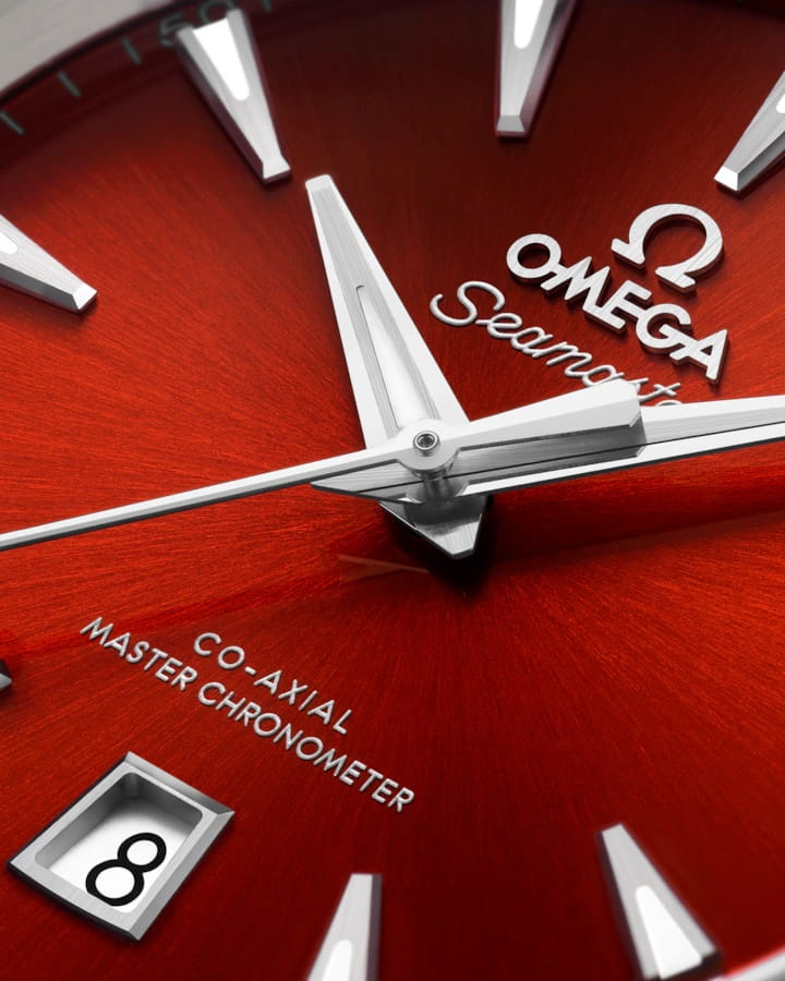 Omega Omega Seamaster Aqua Terra 220.10.38.20.13.003, seamaster швейцария мужские часы на браслете нержавеющая сталь боковой вид
