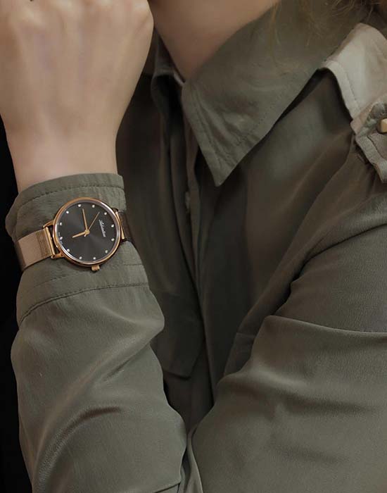 Adriatica Adriatica A3573.9144Q швейцария наручные женские часы заводная головка с логотипом Adriatica