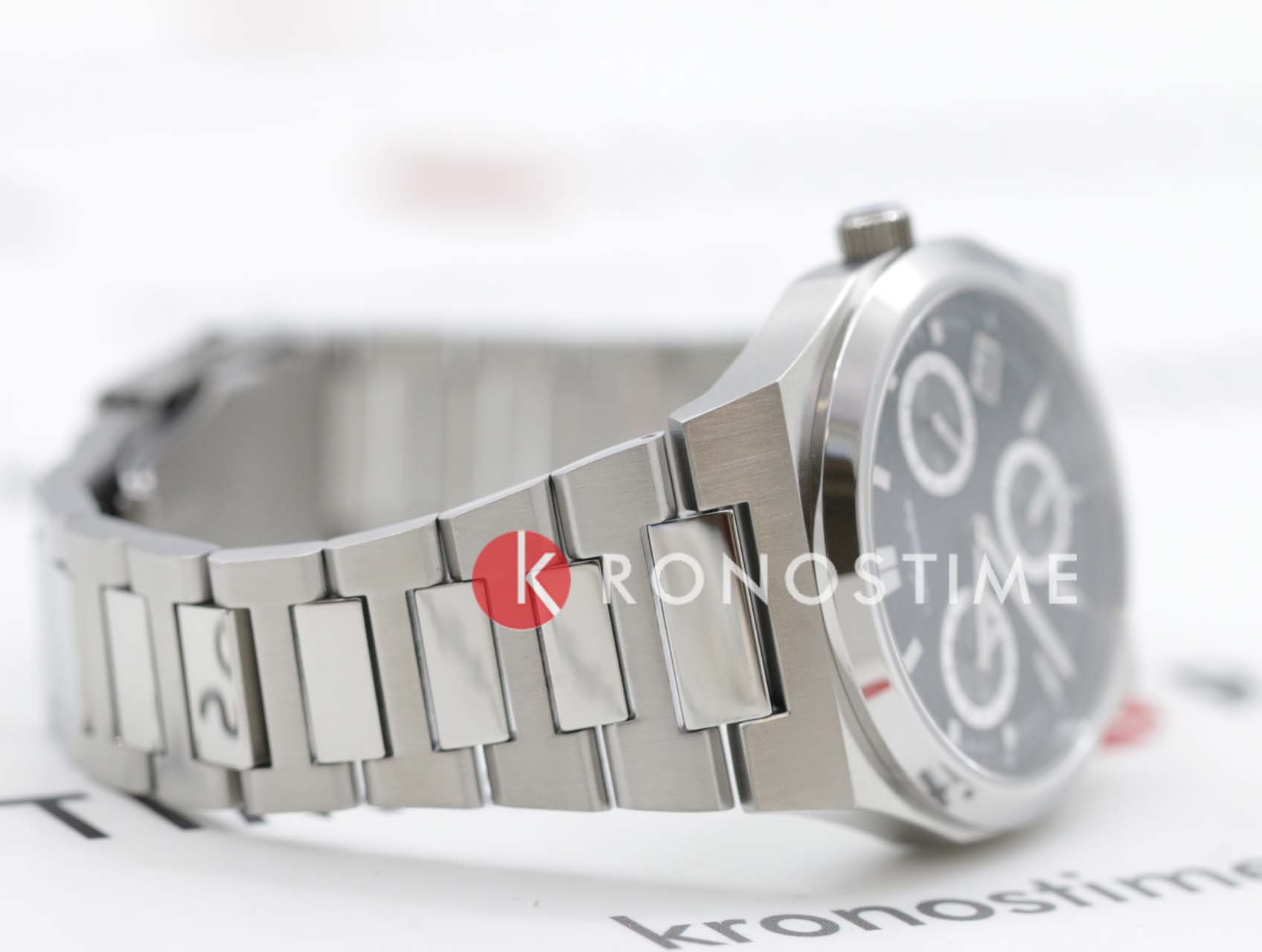 Оригинальные часы Adriatica Adriatica Portofino A8326.5114QF кварцевые калибр механизма eta f06 общий вид