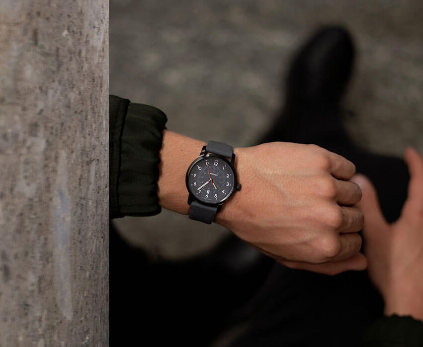 Оригинальные часы  Wenger Avenue 01.1641.120 кварцевые калибр механизма  общий вид