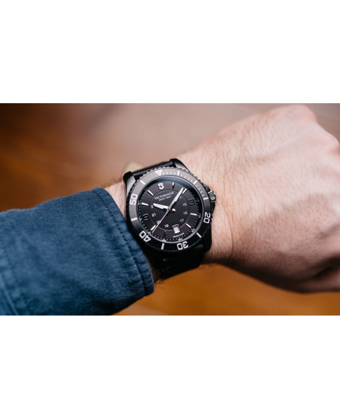 Victorinox Victorinox Maverick 241787 мужские часы черный циферблат на запястье