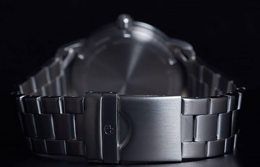 Wenger Avenue 01.1641.116 кварцевые мужские часы часы крупный план черный циферблата